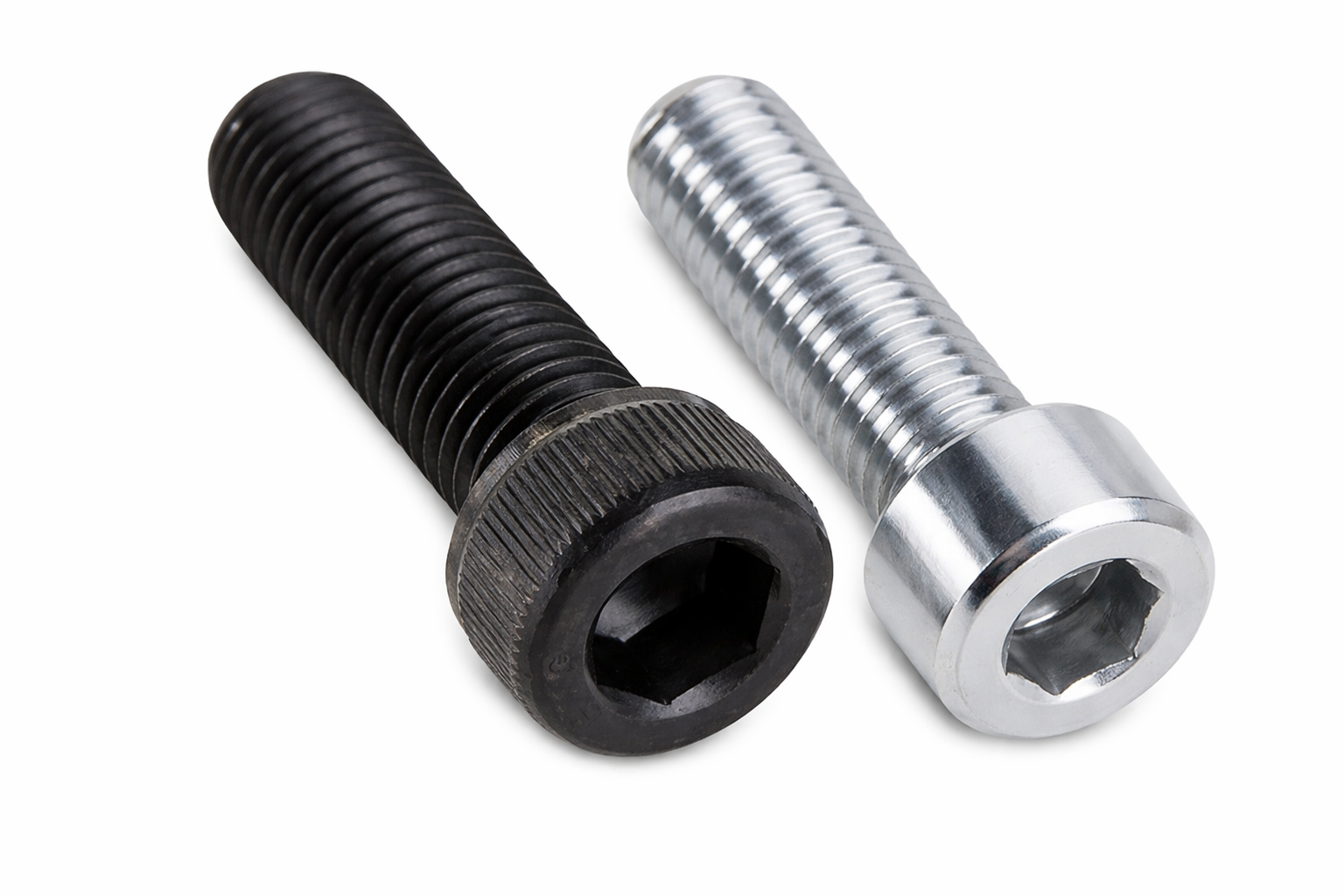 Винт DIN 912 с внтренним шестигранником кл.пр. 10.9